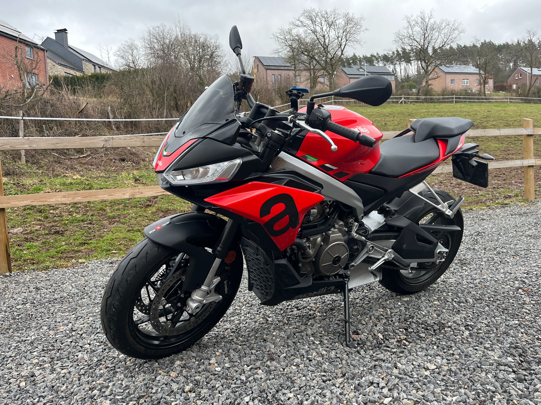 Aprilia tuono 660